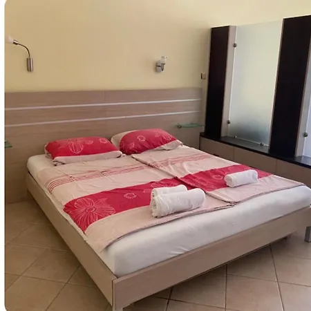 Central Beach Apartament Lejlighed